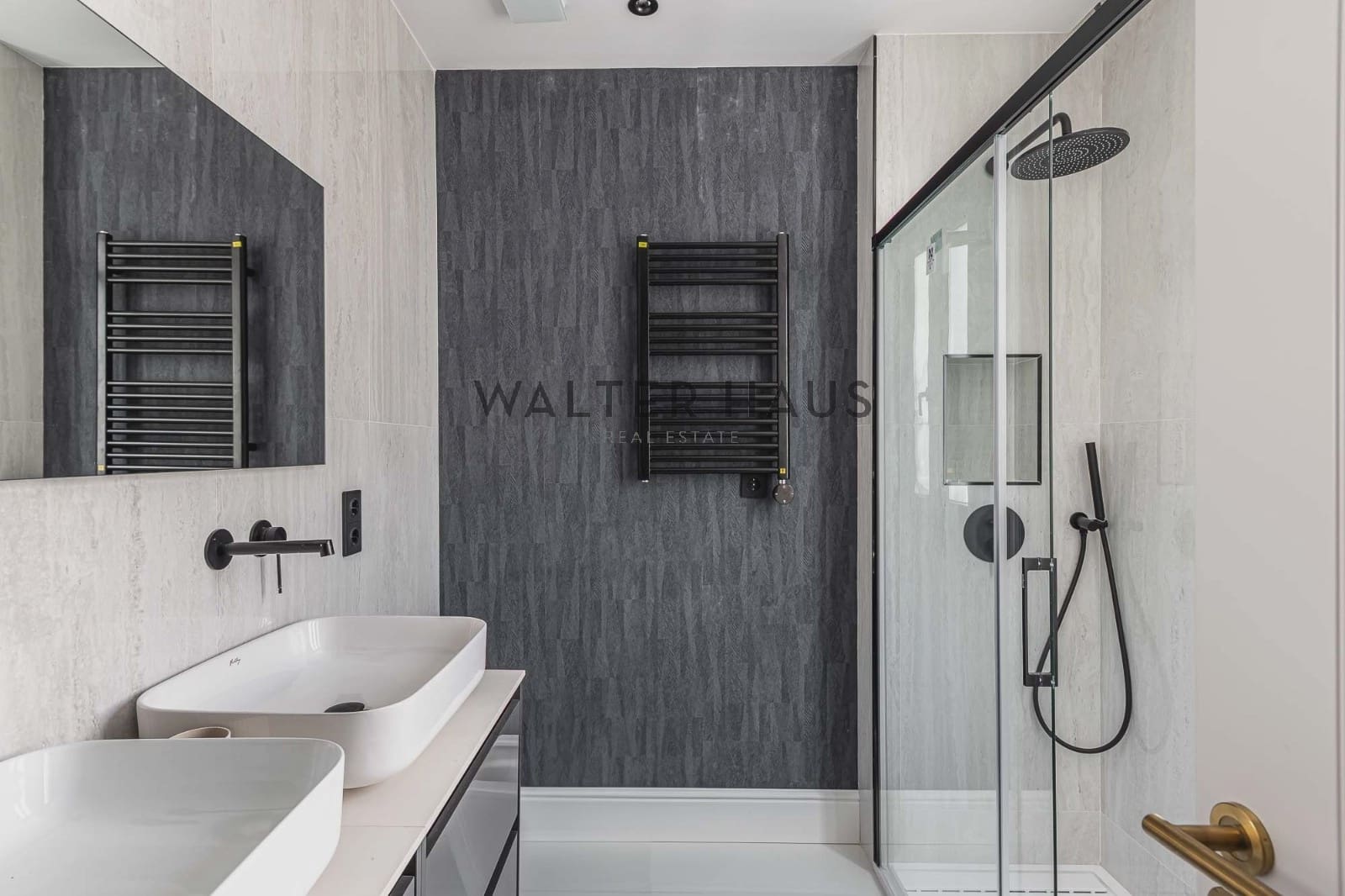 3 slaapkamer Penthouse te koop in Madrid stad met zwembad - € 2.385.000 (Ref: 9058352)