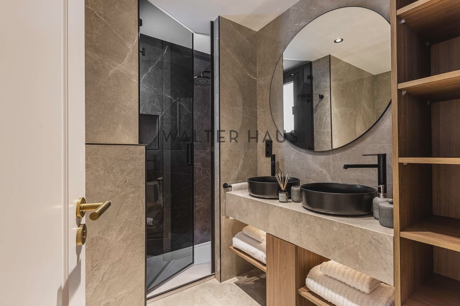 3 slaapkamer Penthouse te koop in Madrid stad met zwembad - € 2.385.000 (Ref: 9058352)