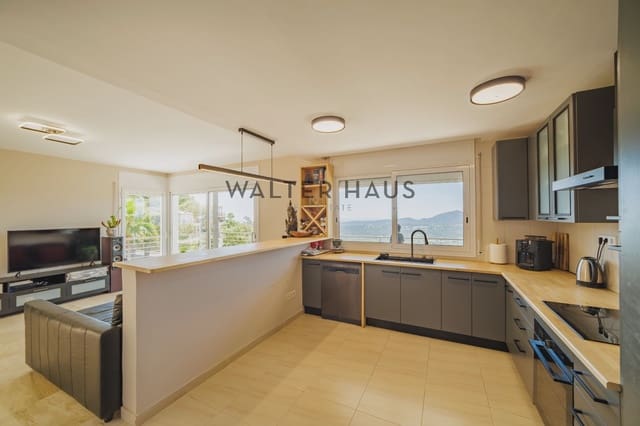 4 makuuhuone Huvila myytävänä paikassa Santa Cristina d'Aro - 695 000 € (Ref: 9058635)