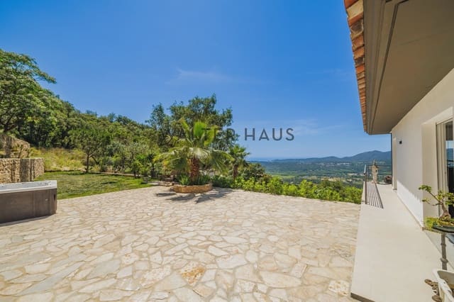 4 makuuhuone Huvila myytävänä paikassa Santa Cristina d'Aro - 695 000 € (Ref: 9058635)