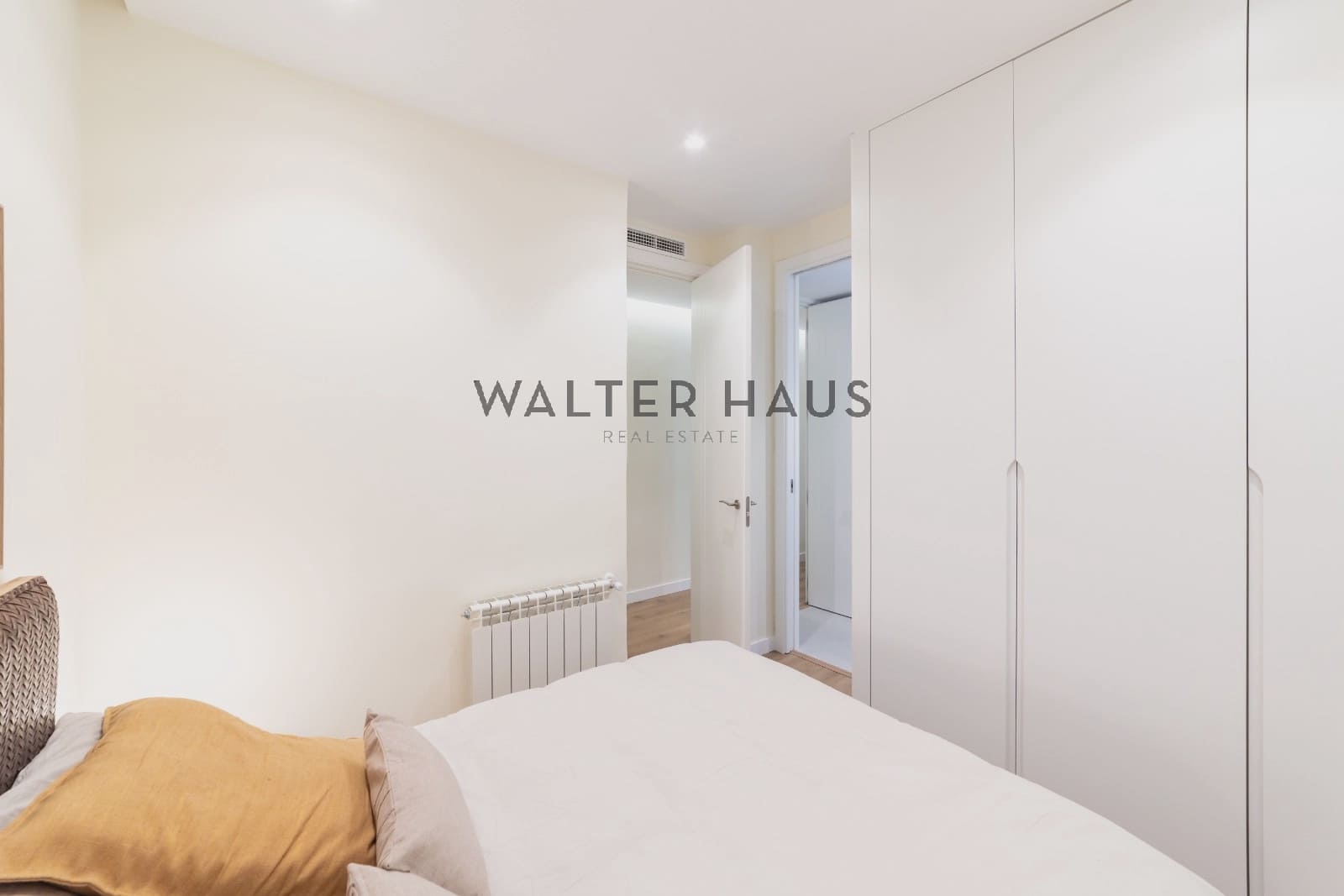 2 soveværelse Lejlighed til salg i Madrid by - € 915.000 (Ref: 9061929)