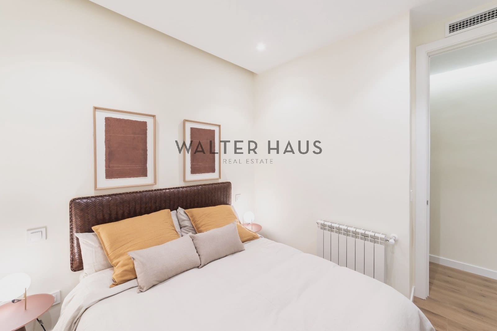 2 soveværelse Lejlighed til salg i Madrid by - € 915.000 (Ref: 9061929)