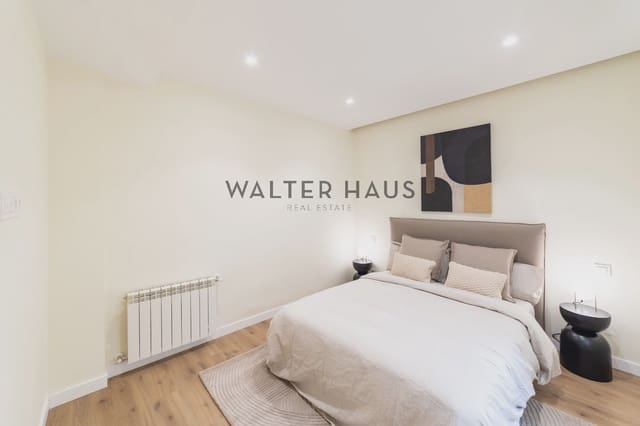 2 soveværelse Lejlighed til salg i Niño Jesús, Madrid by - € 915.000 (Ref: 9061929)