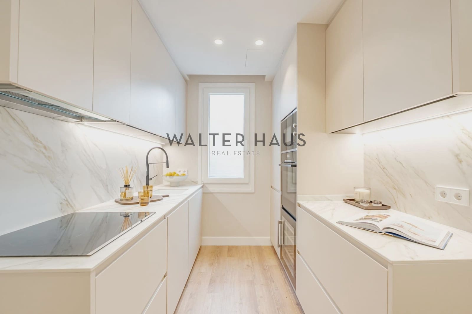 2 soveværelse Lejlighed til salg i Madrid by - € 1.120.000 (Ref: 9064146)