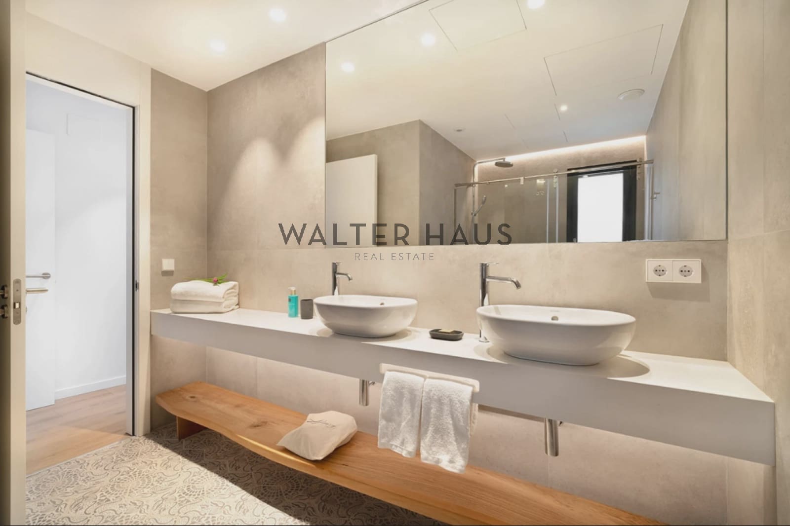 3 sypialnia Penthouse do wynajęcia w Miasto Barcelona z basenem - 8 900 € (Ref: 9064535)