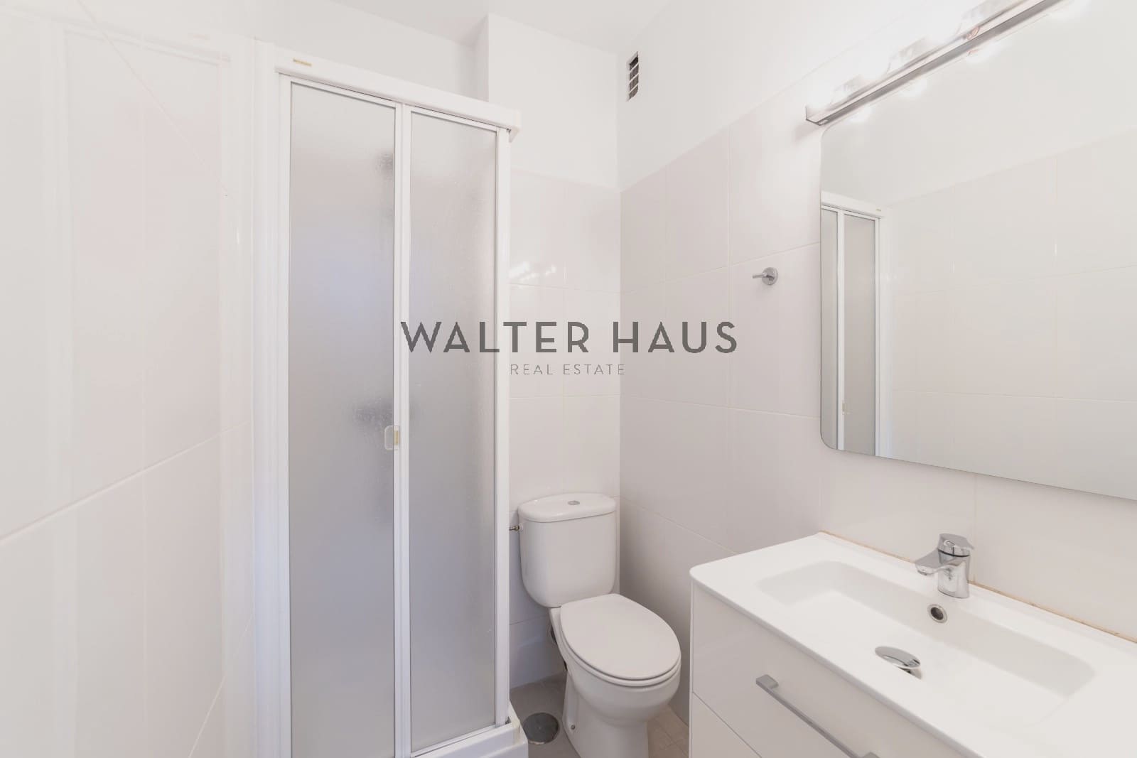 4 soveværelse Lejlighed til salg i Madrid by - € 965.000 (Ref: 9064713)