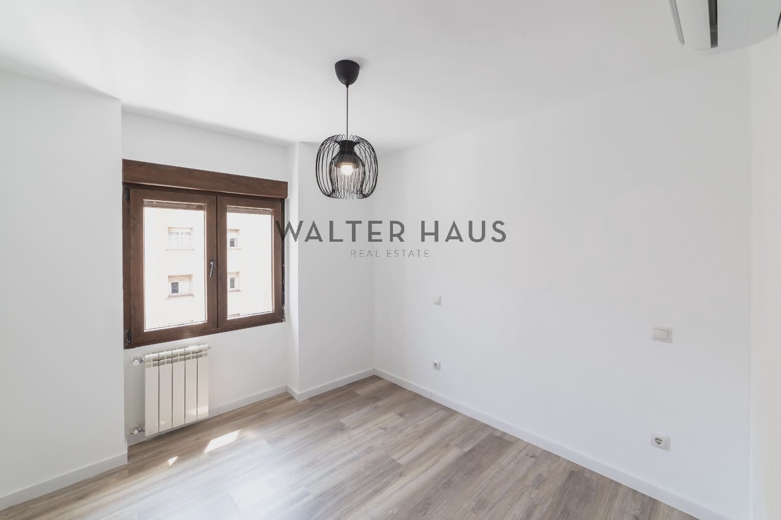 3 soveværelse Lejlighed til salg i Madrid by - € 1.249.000 (Ref: 9066812)