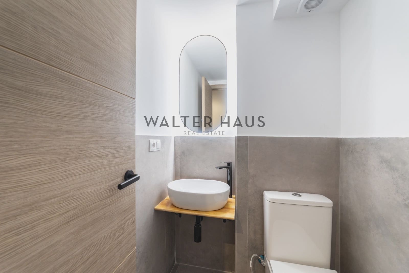 3 soveværelse Lejlighed til salg i Madrid by - € 1.249.000 (Ref: 9066812)