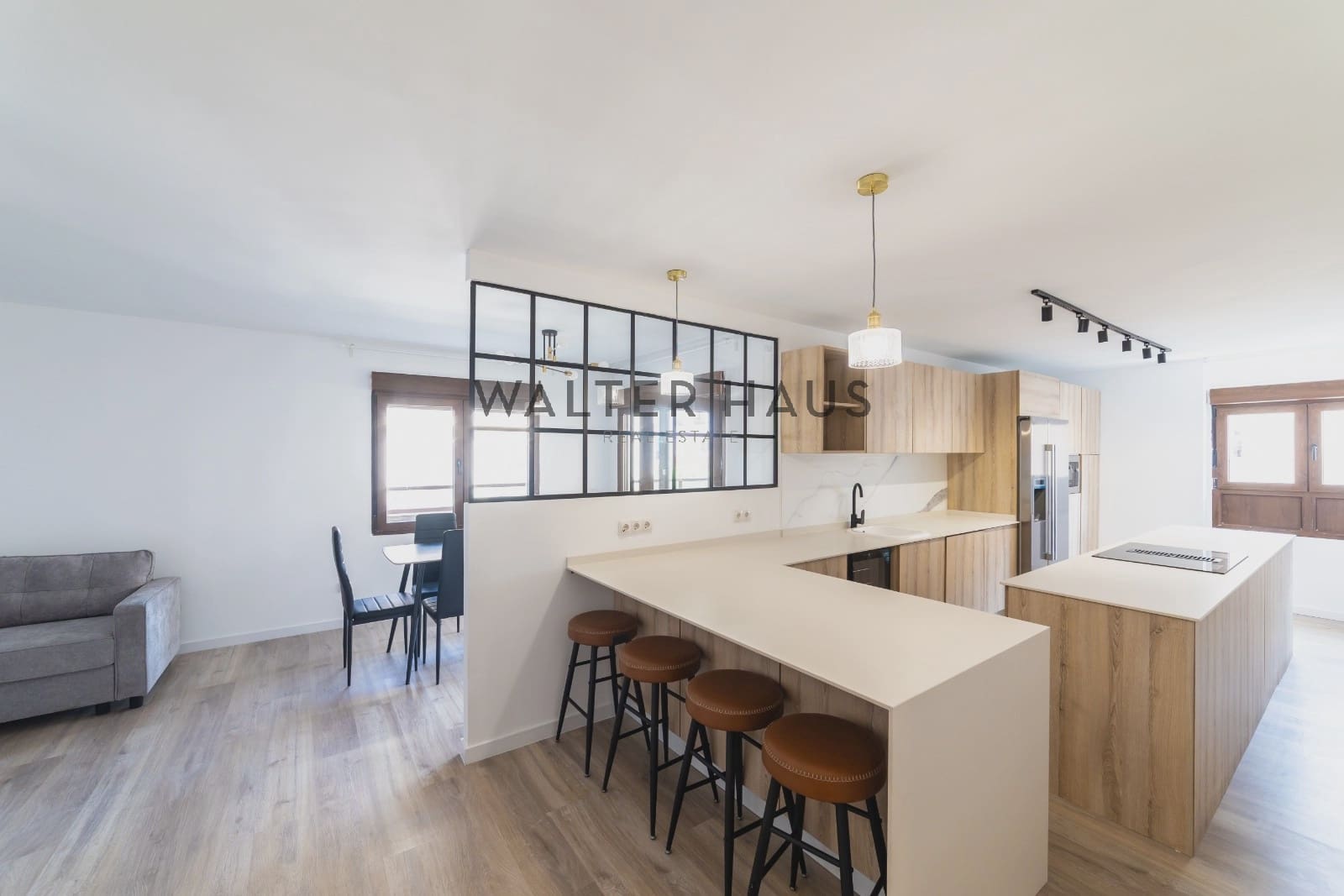 3 soveværelse Lejlighed til salg i Madrid by - € 1.249.000 (Ref: 9066812)