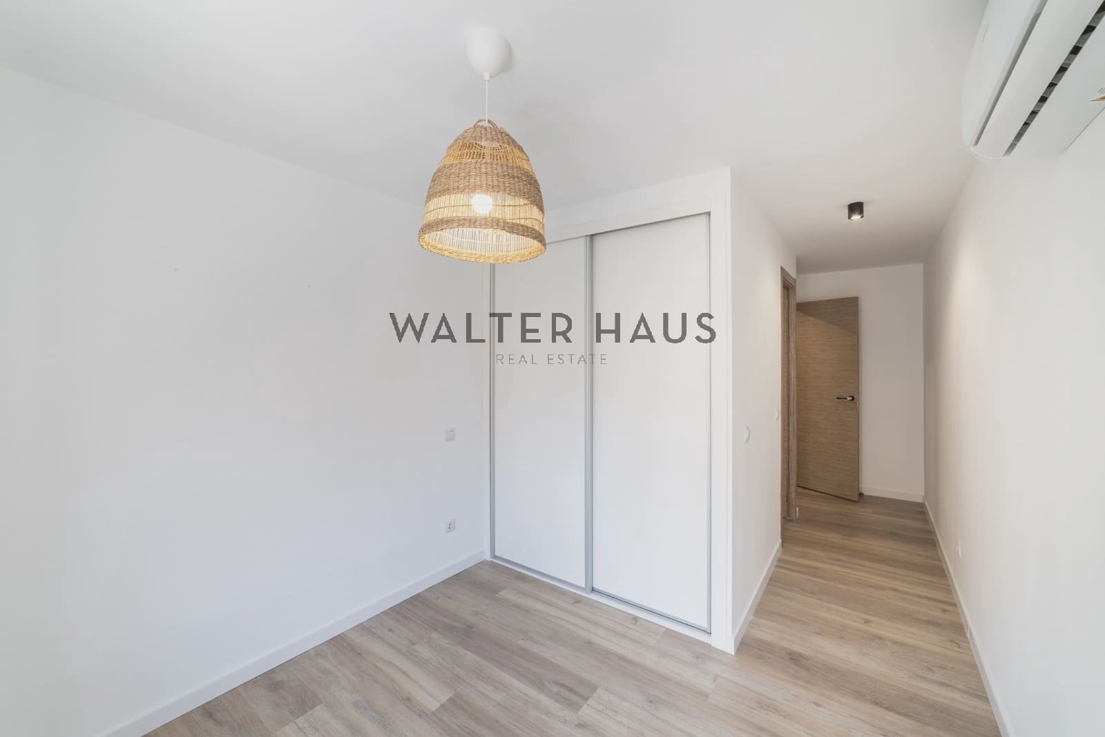 3 soveværelse Lejlighed til salg i Madrid by - € 1.249.000 (Ref: 9066812)