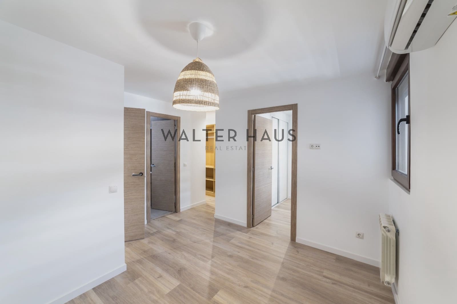 3 soveværelse Lejlighed til salg i Madrid by - € 1.249.000 (Ref: 9066812)