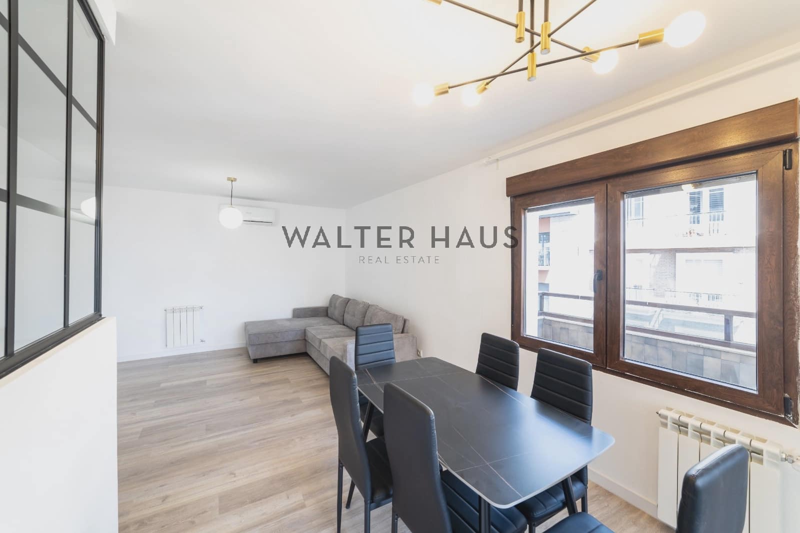 3 soveværelse Lejlighed til salg i Madrid by - € 1.249.000 (Ref: 9066812)