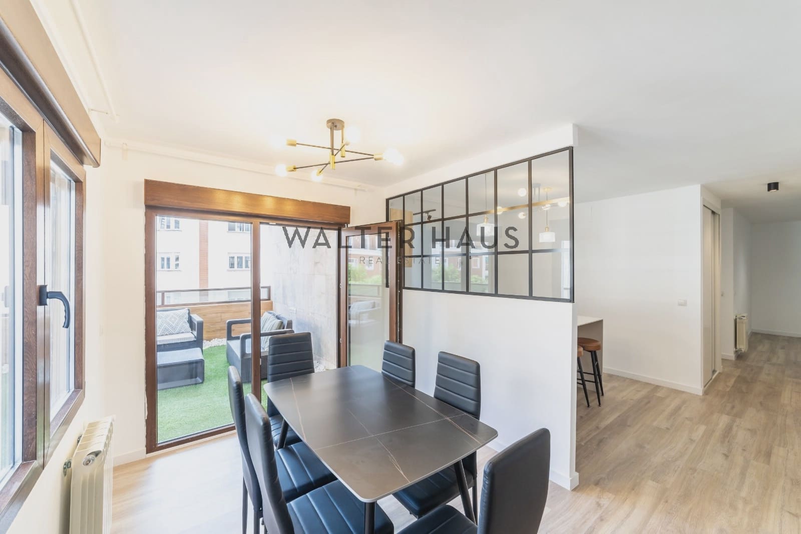 3 soveværelse Lejlighed til salg i Madrid by - € 1.249.000 (Ref: 9066812)