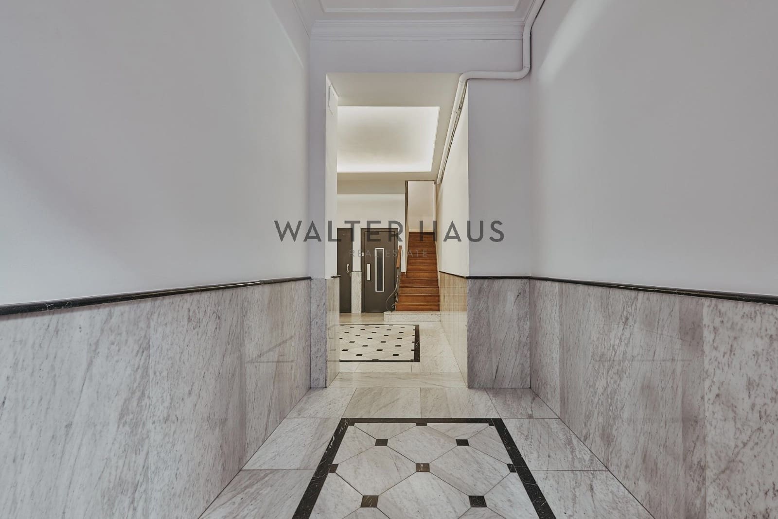 Piso de 3 habitaciones en Madrid ciudad en venta - 1.459.000 € (Ref: 9084764)