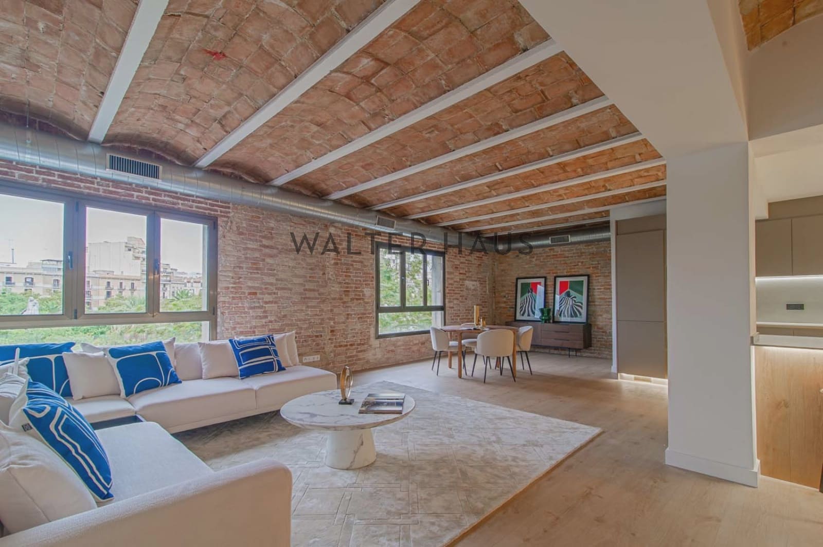 4 soveværelse Lejlighed til salg i Barcelona by - € 1.250.000 (Ref: 9085713)