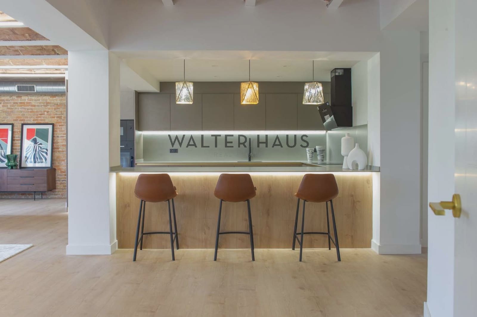 4 soveværelse Lejlighed til salg i Barcelona by - € 1.250.000 (Ref: 9085713)