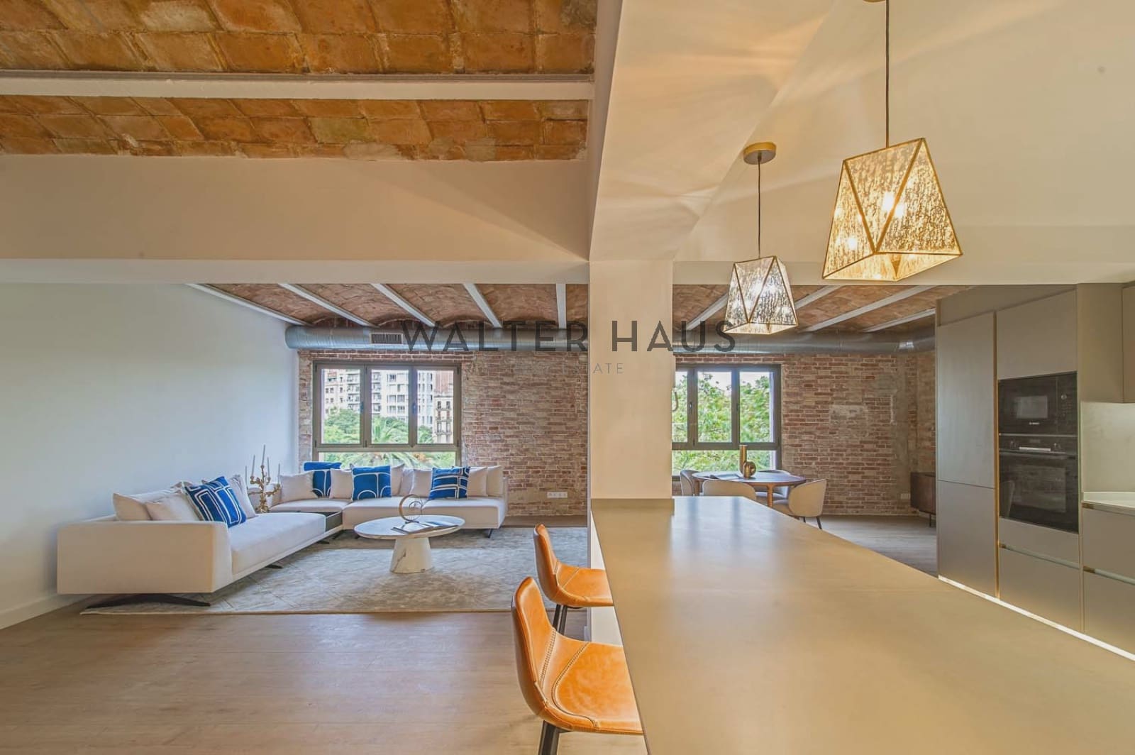 4 soveværelse Lejlighed til salg i Barcelona by - € 1.250.000 (Ref: 9085713)