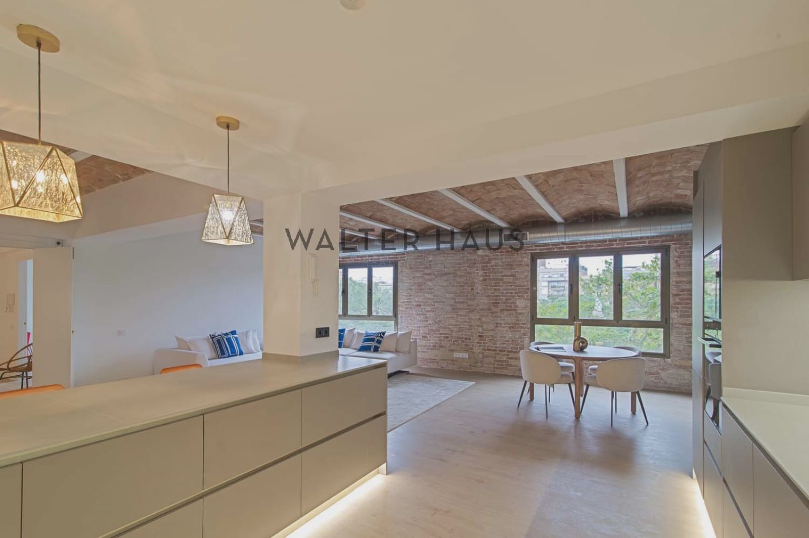 4 soveværelse Lejlighed til salg i Barcelona by - € 1.250.000 (Ref: 9085713)