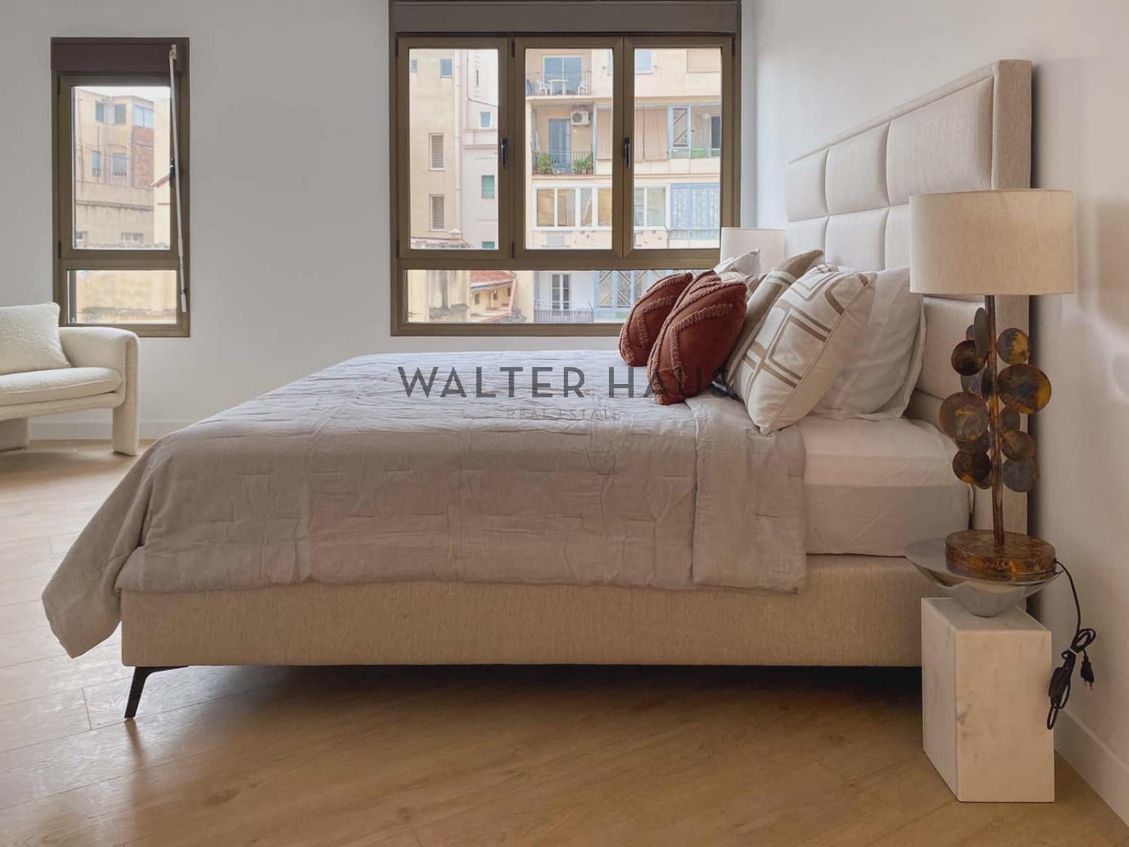 4 soveværelse Lejlighed til salg i Barcelona by - € 1.250.000 (Ref: 9085713)