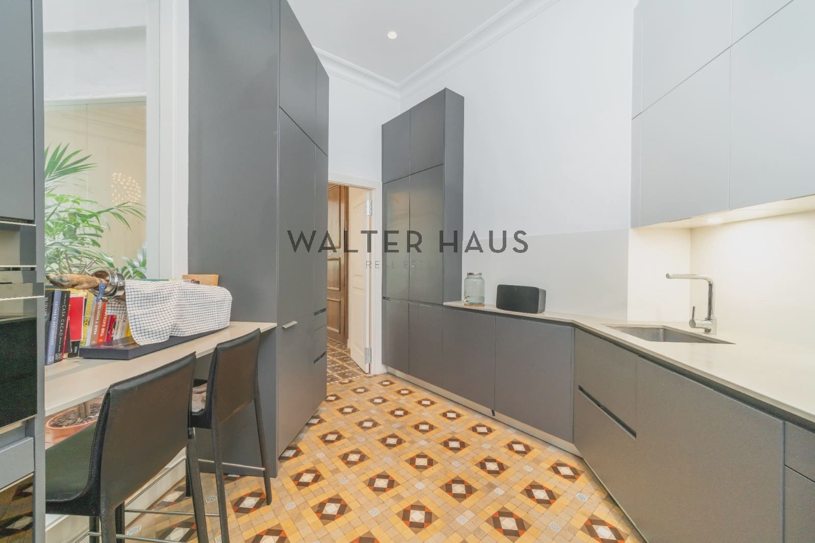 5 soveværelse Lejlighed til salg i Barcelona by - € 1.895.000 (Ref: 9086214)