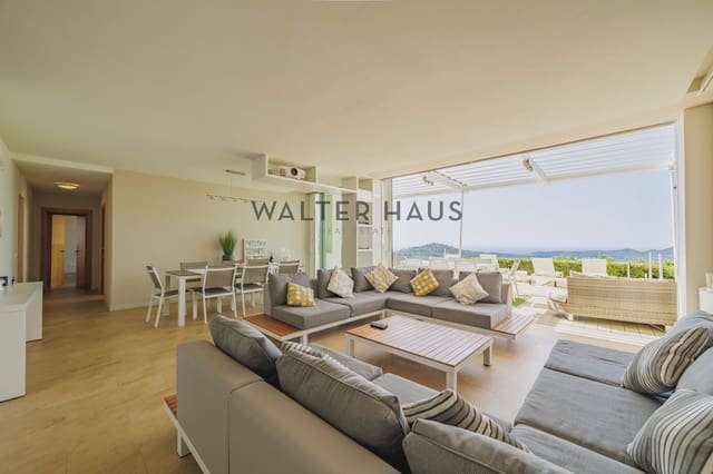 4 bedroom Villa for sale in Santa Cristina d'Aro - € 885,000 (Ref: 9087178)