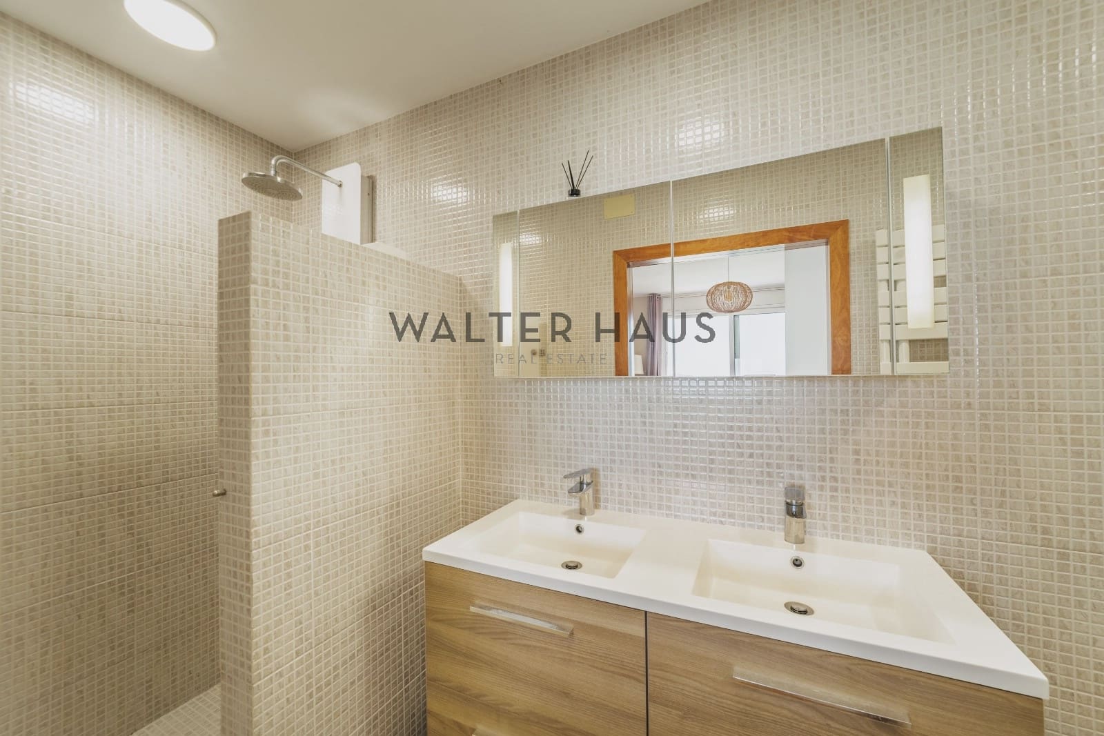 4 bedroom Villa for sale in Santa Cristina d'Aro - € 885,000 (Ref: 9087178)