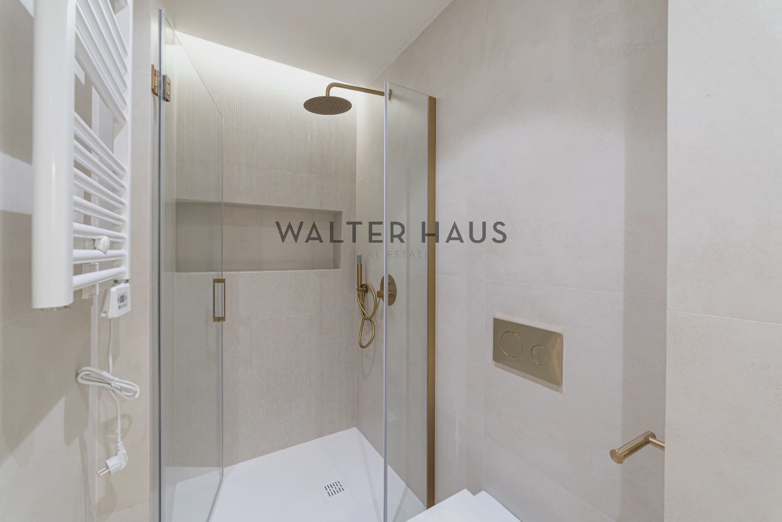 3 camera da letto Appartamento da affittare in Madrid citta - 4.200 € (Rif: 9088269)