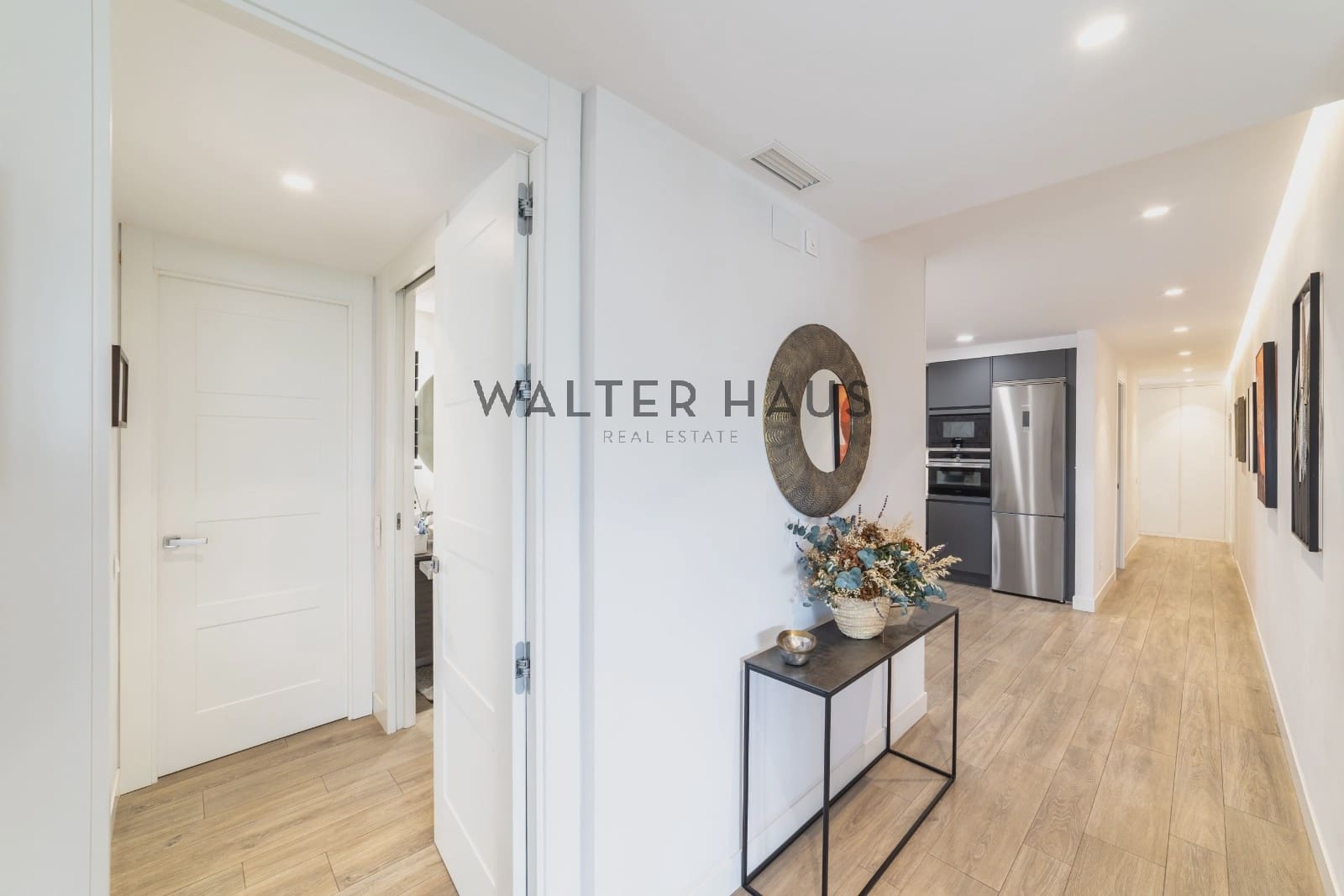 3 soveværelse Lejlighed til salg i Madrid by - € 1.220.000 (Ref: 9094491)