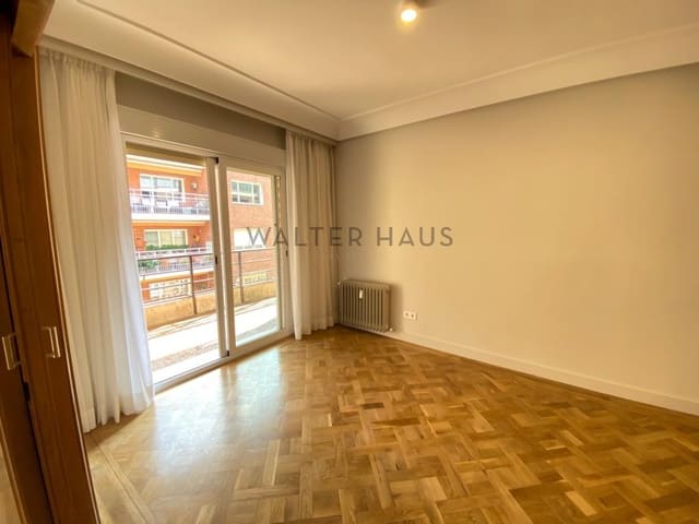 Piso de 4 habitaciones en Recoletos, Madrid ciudad en alquiler - 5.500 € (Ref: 9094754)