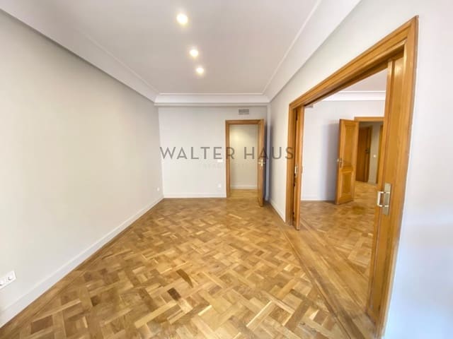 Piso de 4 habitaciones en Recoletos, Madrid ciudad en alquiler - 5.500 € (Ref: 9094754)