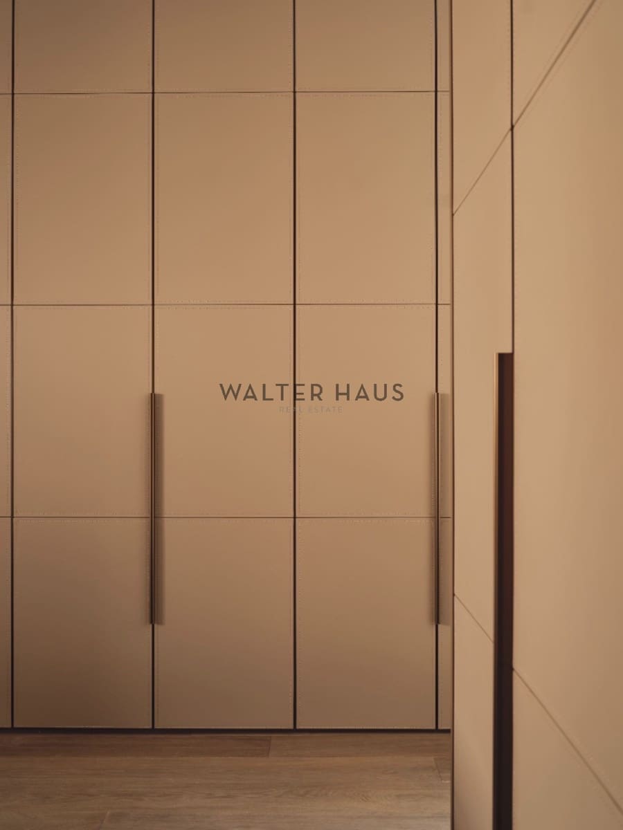 3 slaapkamer Flat te koop in Madrid stad - € 3.780.000 (Ref: 9094793)