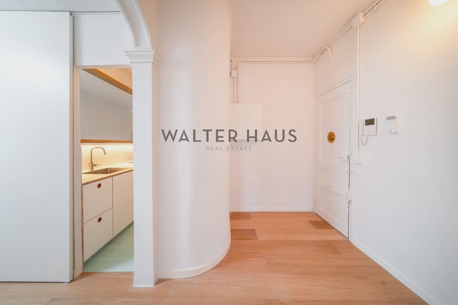 3 soverom Leilighet til salgs i Barcelona by - € 719 000 (Ref: 9097146)