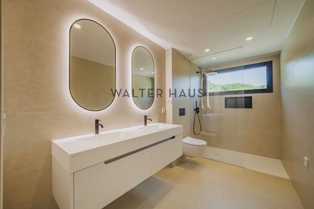 5 makuuhuone Huvila myytävänä paikassa Sant Feliu de Guíxols mukana uima-altaan - 1 980 000 € (Ref: 9097605)