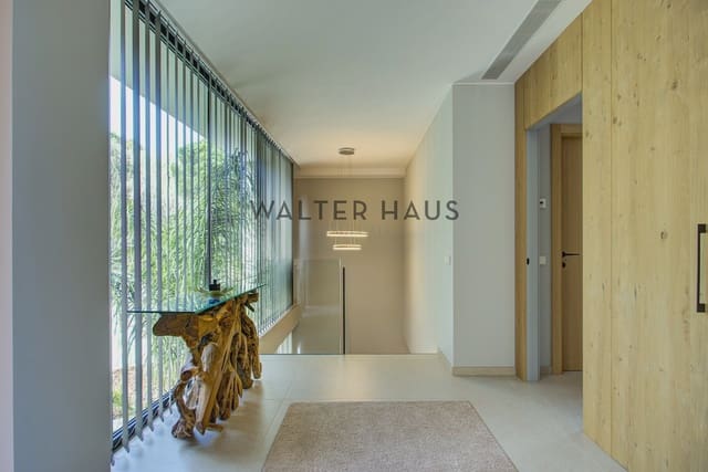 5 makuuhuone Huvila myytävänä paikassa Sant Feliu de Guíxols mukana uima-altaan - 1 980 000 € (Ref: 9097605)