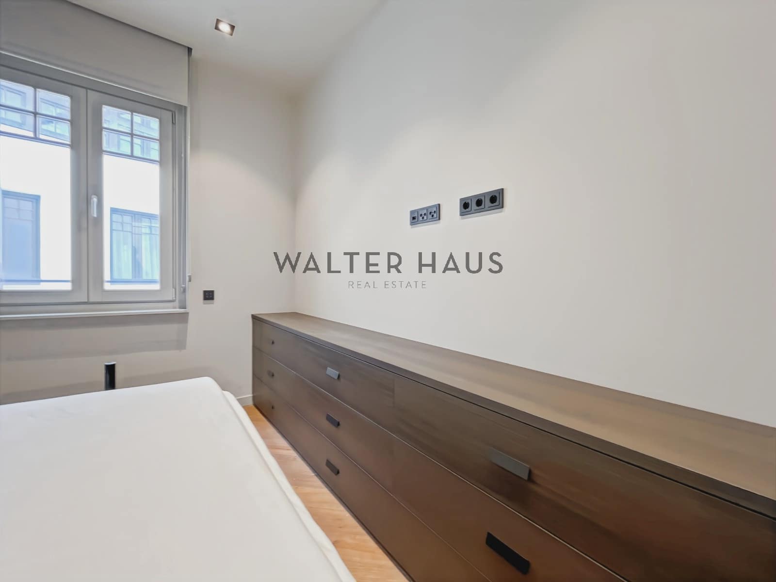 1 soveværelse Lejlighed til leje i Barcelona by - € 3.022 (Ref: 9097688)