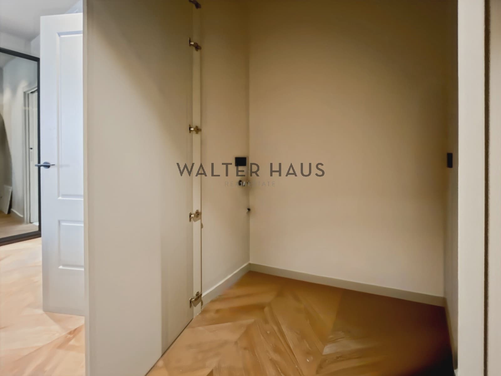 1 soveværelse Lejlighed til leje i Barcelona by - € 3.022 (Ref: 9097688)