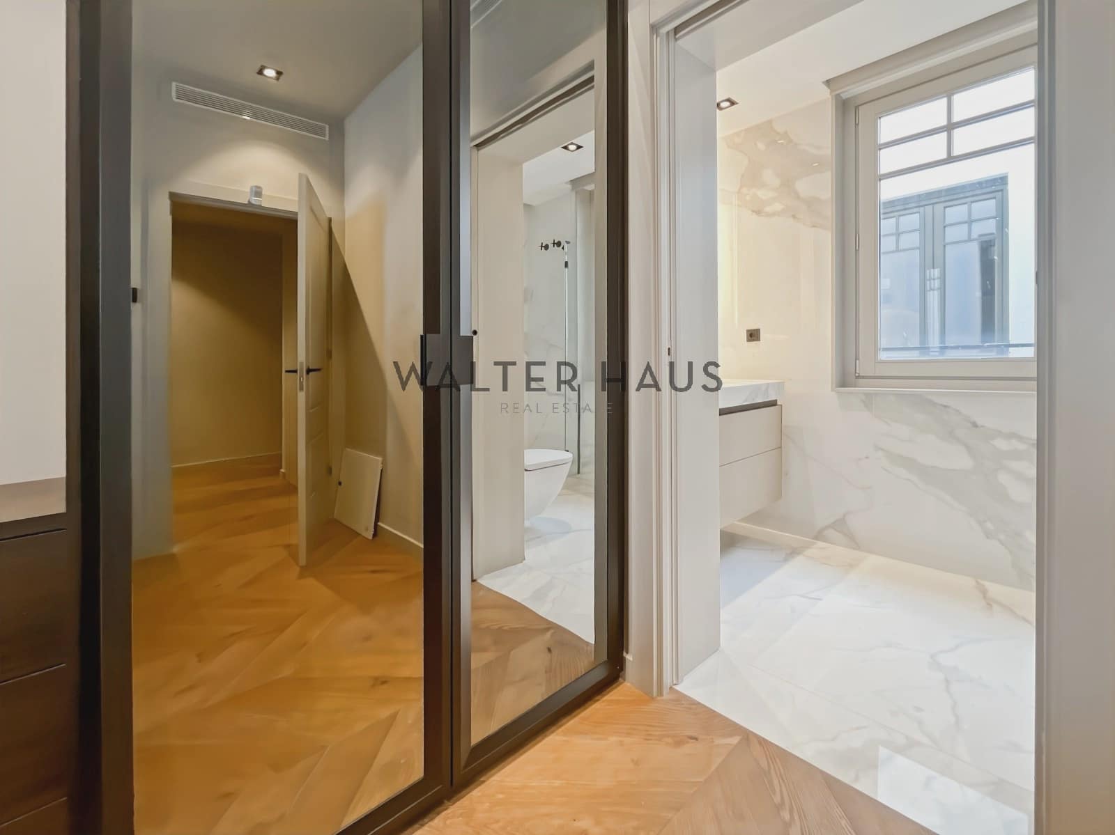 1 soveværelse Lejlighed til leje i Barcelona by - € 3.022 (Ref: 9097688)