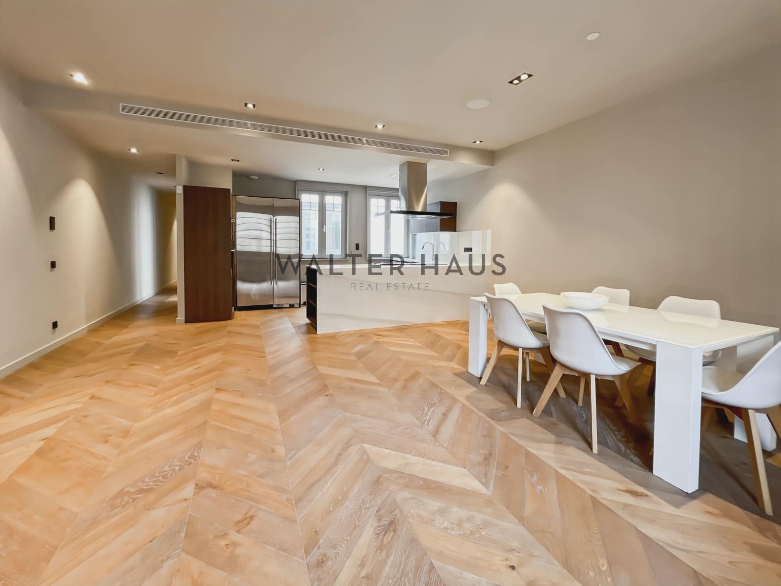 1 soveværelse Lejlighed til leje i Barcelona by - € 3.022 (Ref: 9097688)