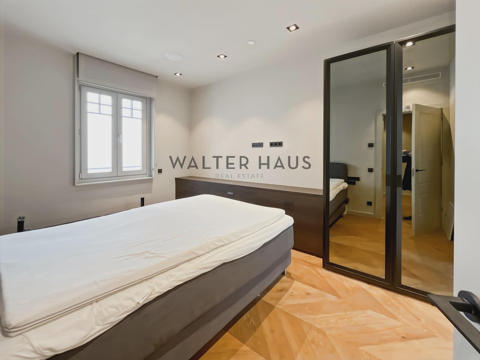 1 soveværelse Lejlighed til leje i Barcelona by - € 3.022 (Ref: 9097688)