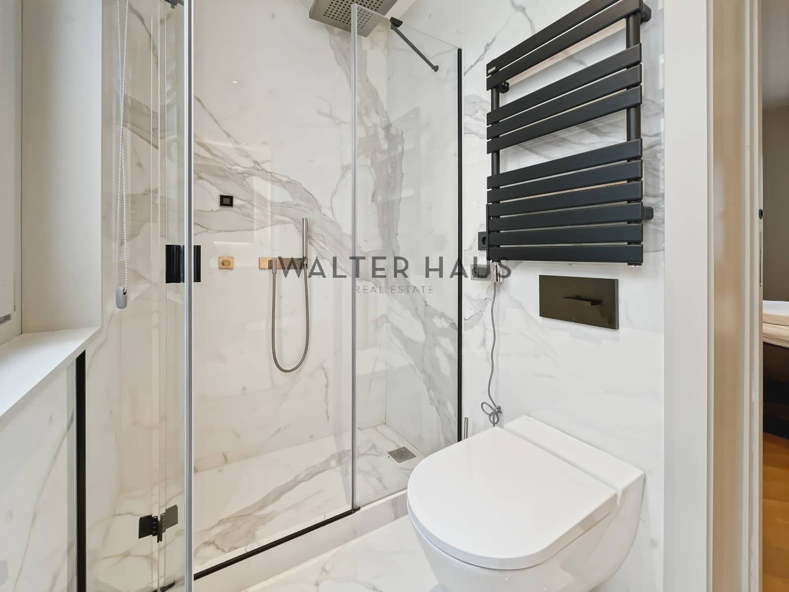 1 soveværelse Lejlighed til leje i Barcelona by - € 3.022 (Ref: 9097688)