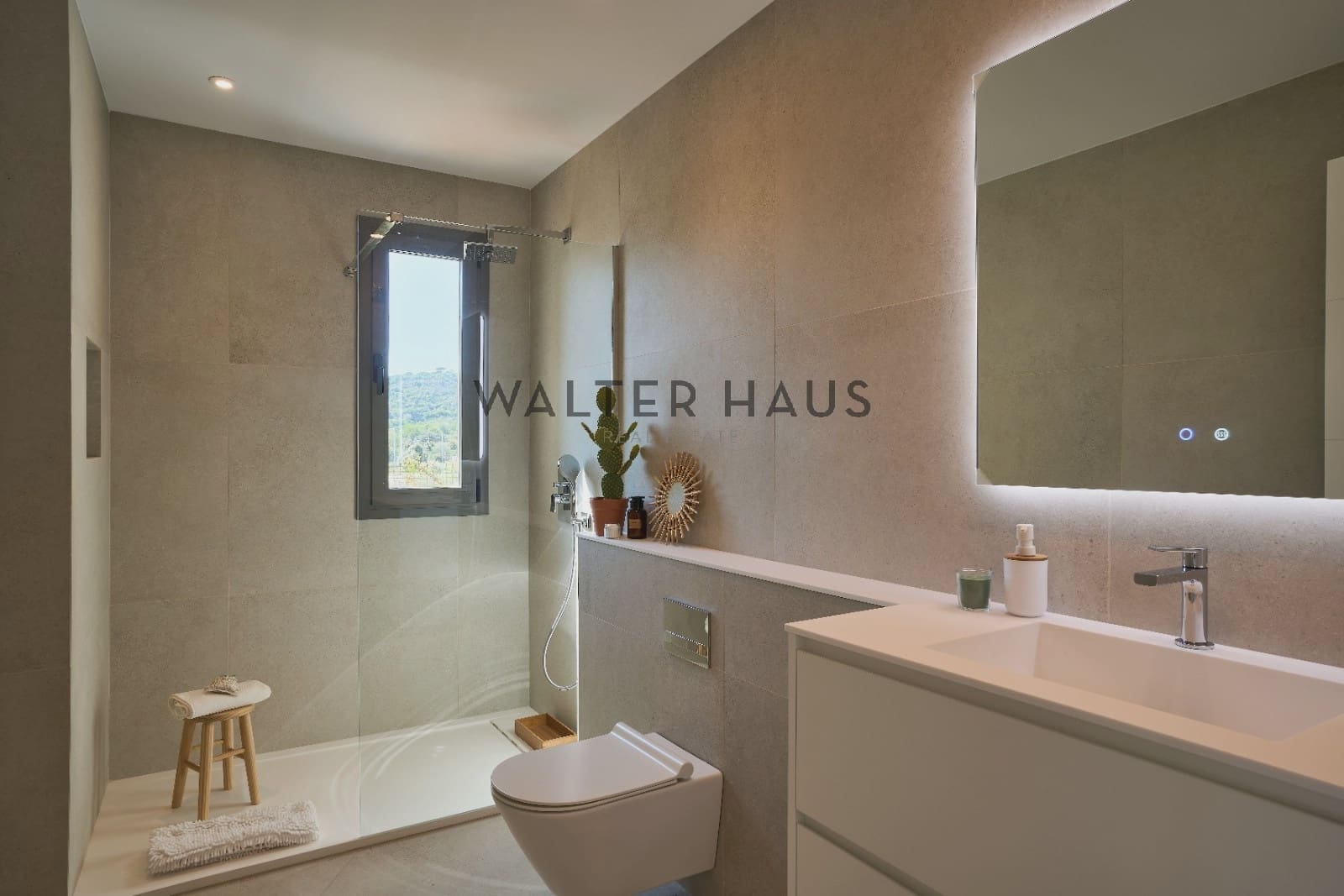 4 bedroom Villa for sale in S'Agaro - € 1,690,000 (Ref: 9099748)