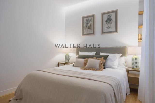 3 bedroom Flat for sale in Jerónimos, Madrid city - € 3,950,000 (Ref: 9101756)