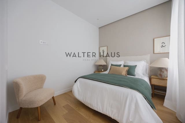 3 bedroom Flat for sale in Jerónimos, Madrid city - € 3,950,000 (Ref: 9101756)