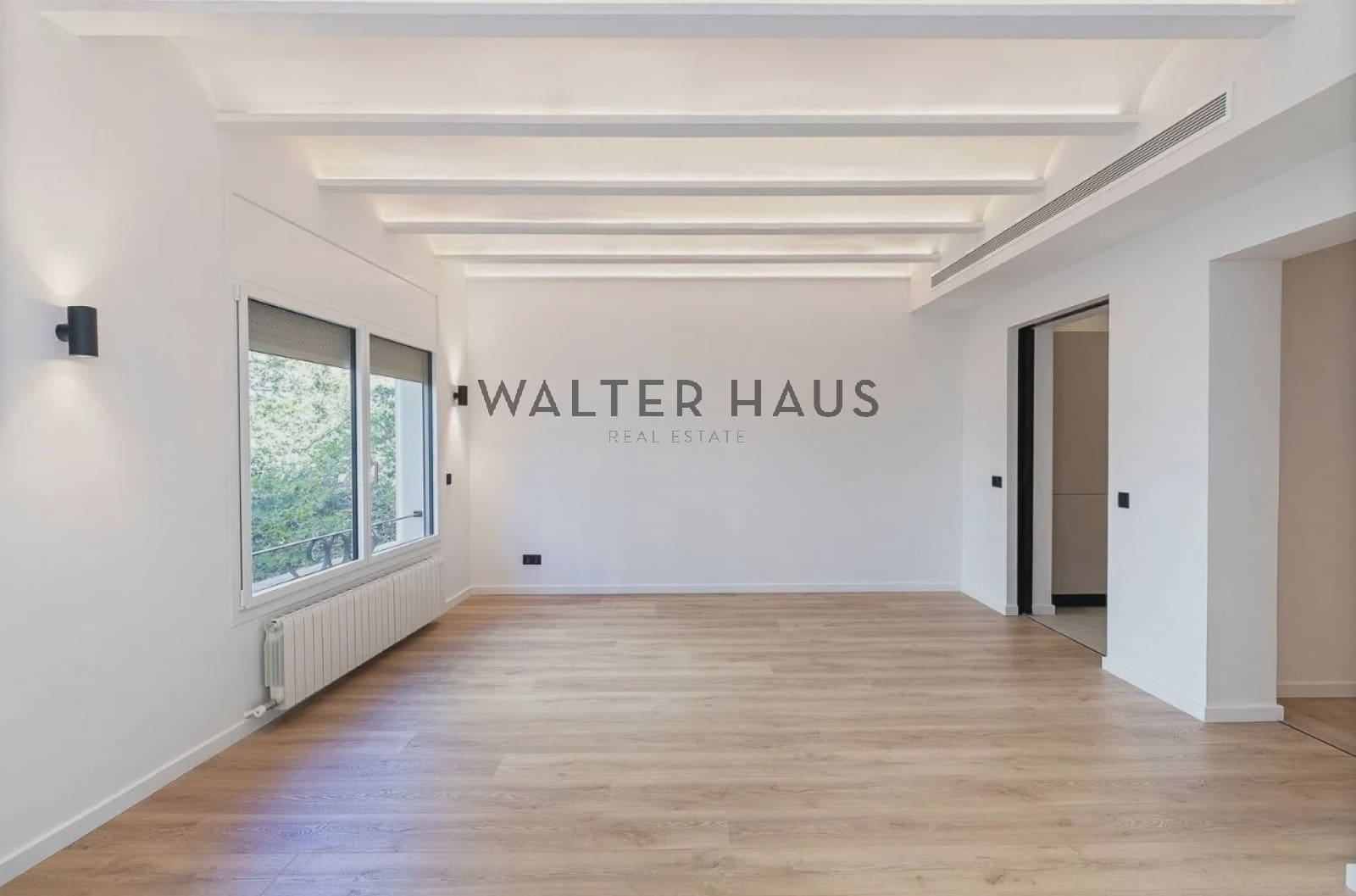 3 soveværelse Lejlighed til salg i Barcelona by - € 1.250.000 (Ref: 9101757)