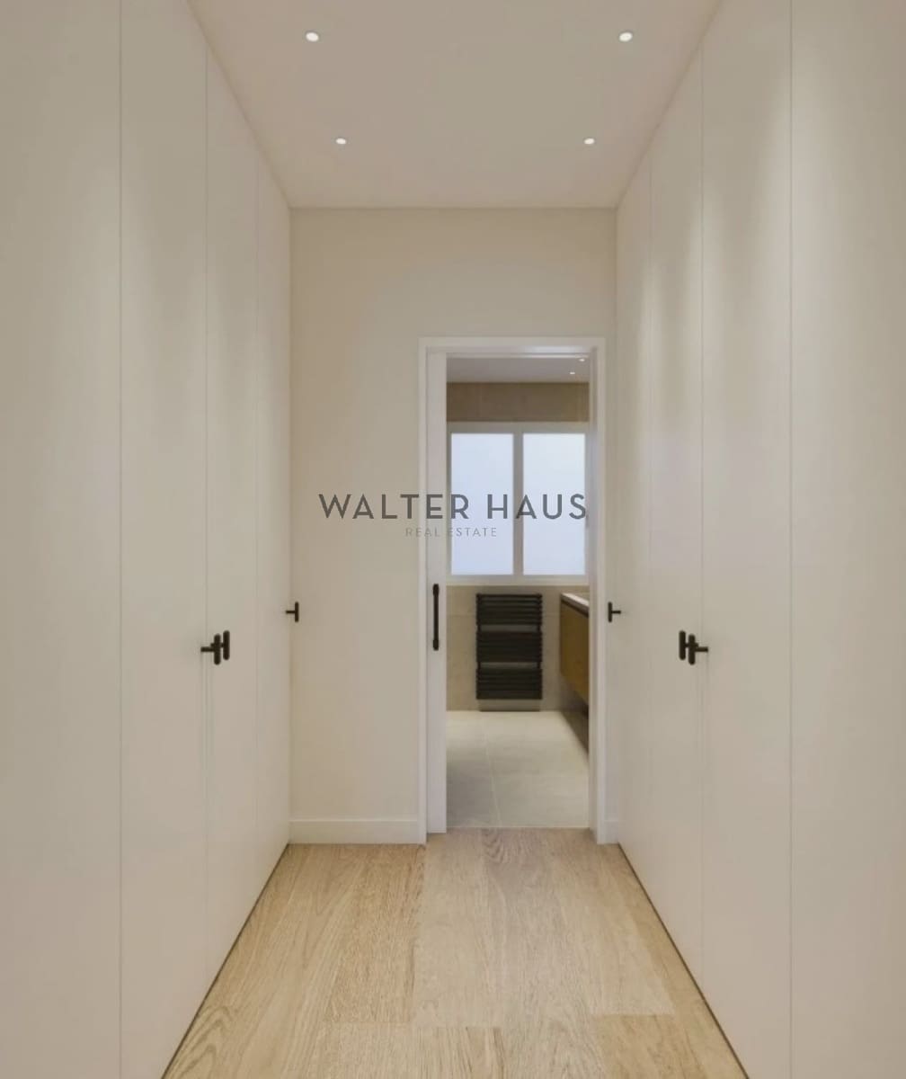 3 soveværelse Lejlighed til salg i Barcelona by - € 1.250.000 (Ref: 9101757)