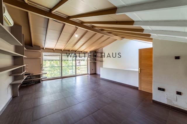4 soveværelse Villa til salg i Hispanoamérica, Madrid by - € 1.850.000 (Ref: 9103594)