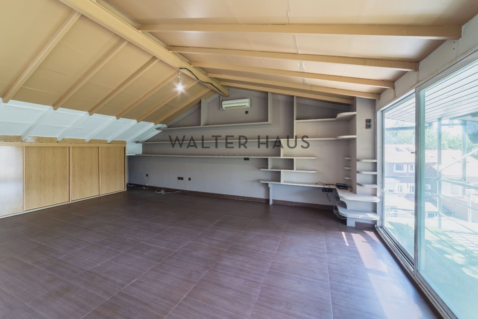 4 soveværelse Villa til salg i Madrid by - € 1.800.000 (Ref: 9103594)