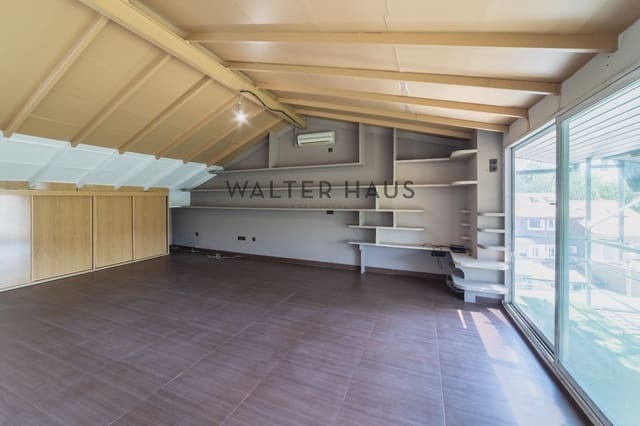 4 Zimmer Villa zu verkaufen in Hispanoamérica, Madrid Stadt - 1.800.000 € (Ref: 9103594)