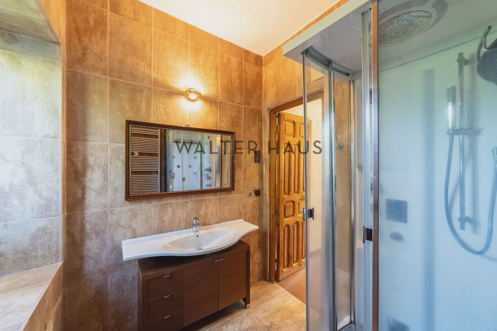 4 soveværelse Villa til salg i Madrid by - € 1.800.000 (Ref: 9103594)