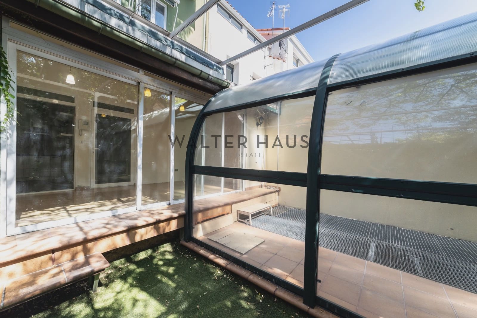 4 soveværelse Villa til salg i Madrid by - € 1.800.000 (Ref: 9103594)